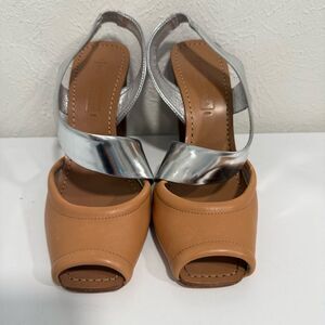 BCBGMAXAZRIA Henia Tan/Metallic Leather High Heels Size 7.5 EUC